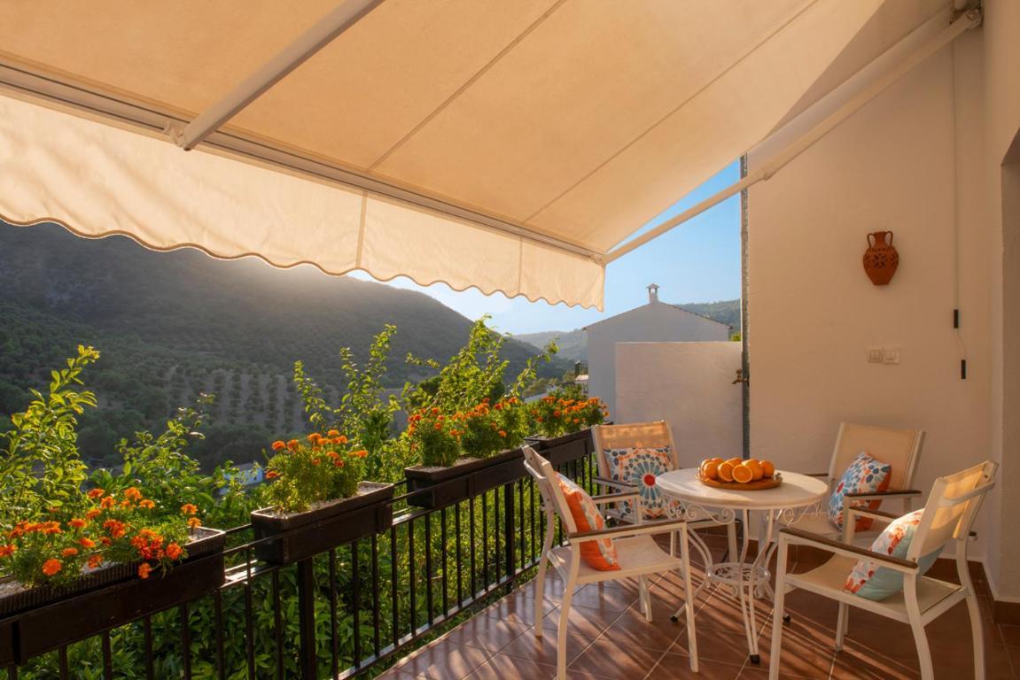 Stunning Home Benamahoma 4 Bed - Sierra Grazalema Екстер'єр фото